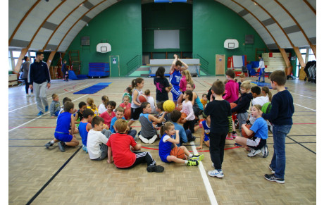 Une réussite pour le basket kinder day